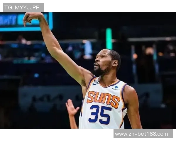 杜兰特分享感悟:摔倒瞬间让我意识到岁月的无情与身体的变化 杜兰特分享感悟:摔倒瞬间让我意识到岁月的无情与身体的变化