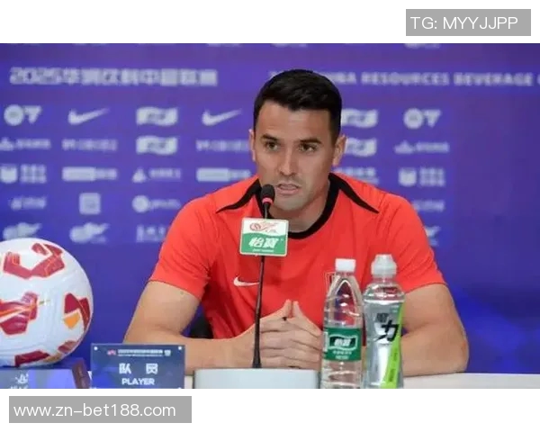 成都蓉城引进前海港外援后腰茹萨加强中场实力助力新赛季